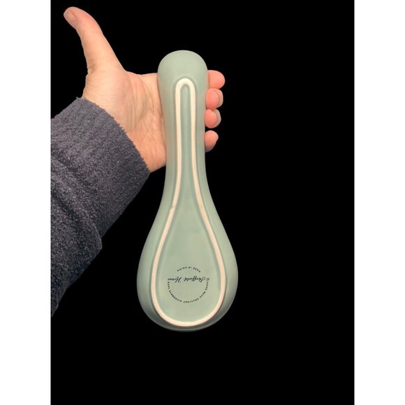 Celadon Muted Gray Green Raised Leaf Design Ceramic Spoon Rest 'Sheffield Home' - Picture 7 of 7